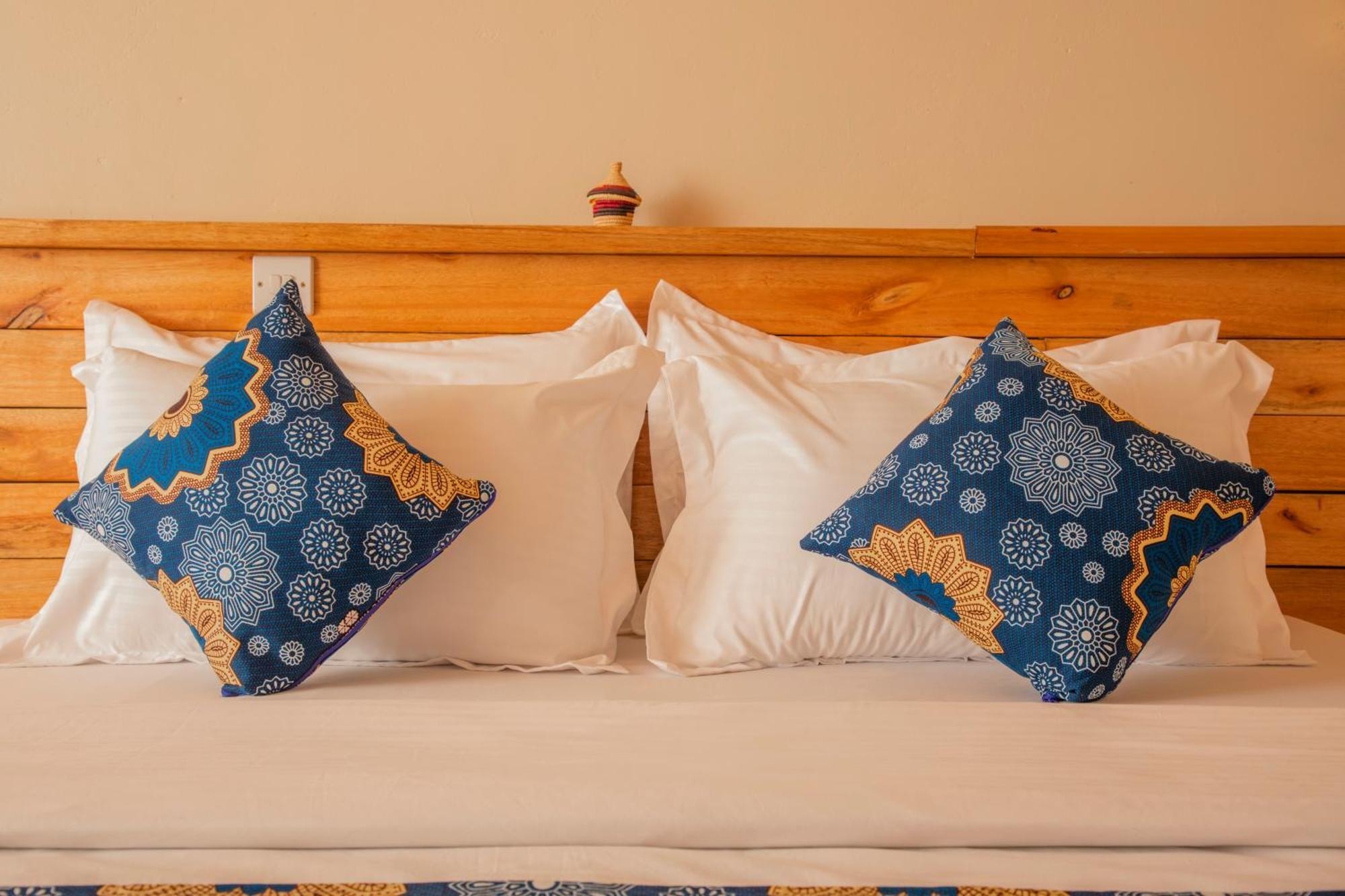 Kaswa Lodge Fort Portal Eksteriør bilde